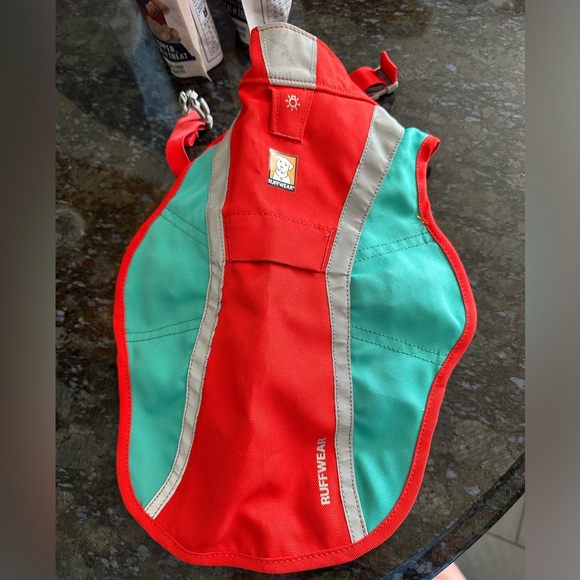Ruffwear Lumenglow Hi-Vis Dog Jacket - Picture 4 of 8